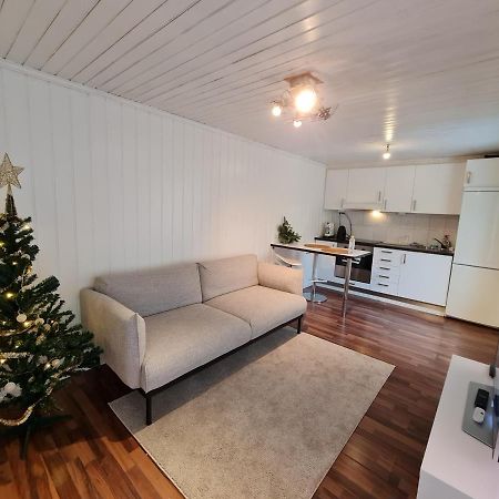 Cozy Apartment In The City Center Of Strömstad Esterno foto