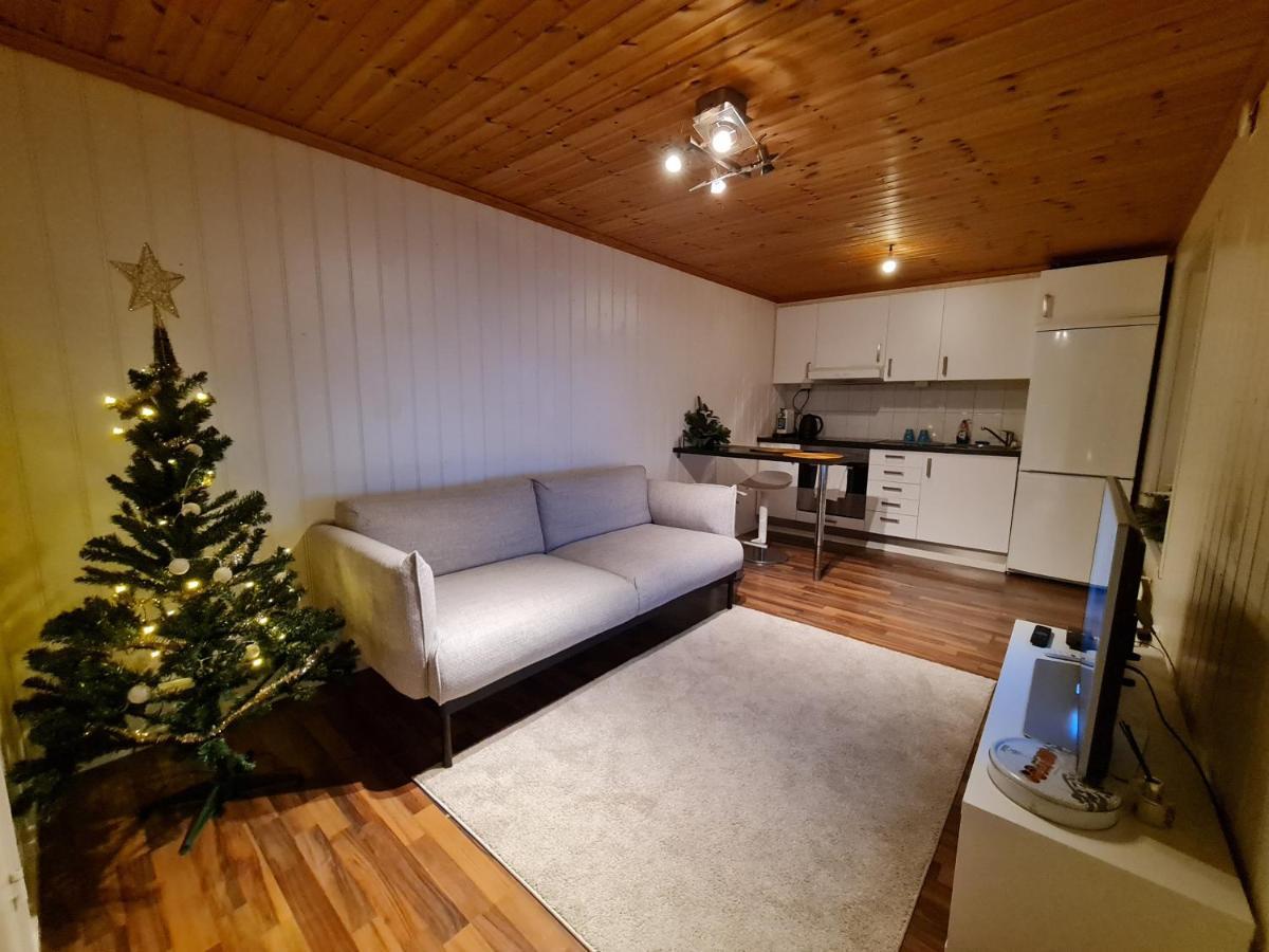 Cozy Apartment In The City Center Of Strömstad Esterno foto