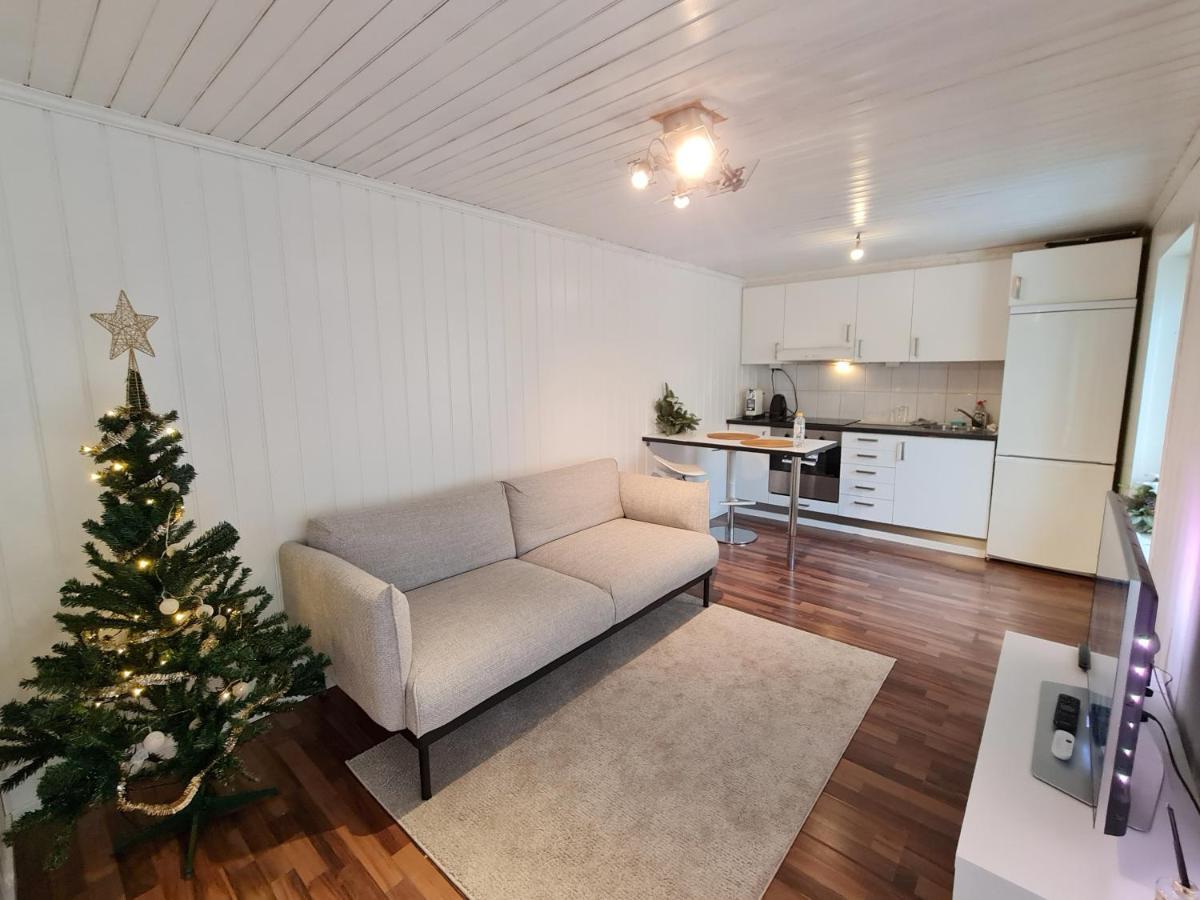 Cozy Apartment In The City Center Of Strömstad Esterno foto